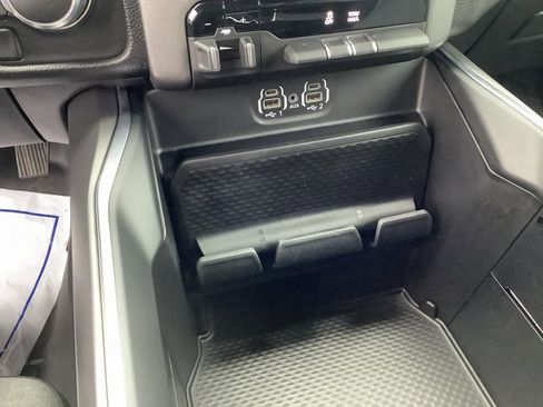 Used 2024 RAM 1500 Big Horn image 19