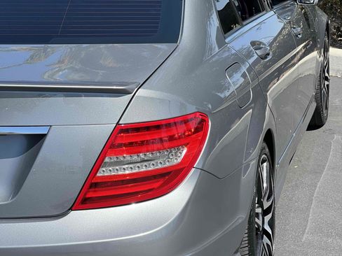 Used 2014 Mercedes-Benz C 250 Sedan image 34