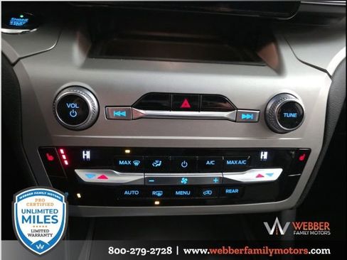 Used 2020 Ford Explorer XLT w/ Equipment Group 202A image 19