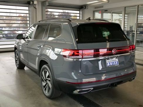 New 2026 Volkswagen Atlas SE image 4