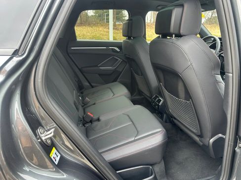 Certified 2025 Audi Q3 2.0T Premium Plus w/ Premium Plus Package image 29