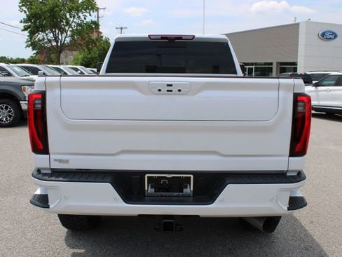 Used 2025 GMC Sierra 2500 Denali w/ Denali Reserve Package AWD/4WD image 6
