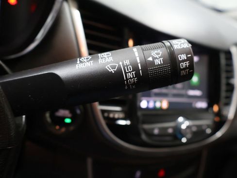 Used 2022 Chevrolet Trax LT w/ Premium Seat Package image 37