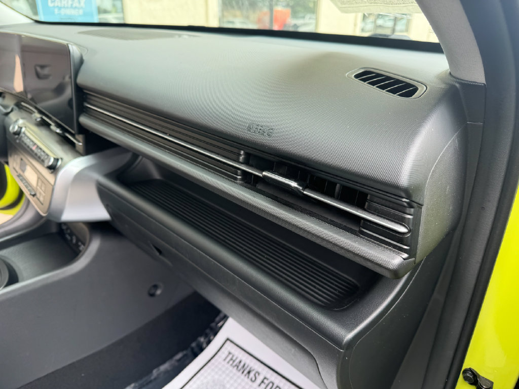 Used 2024 Hyundai Kona SEL AWD/4WD image 22