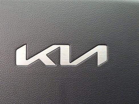 New 2025 Kia Niro Wave w/ Wave Preserve Package image 12