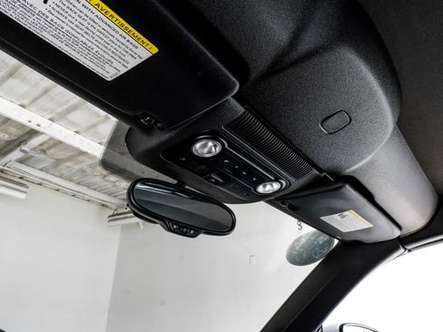 Used 2016 Volkswagen Beetle 1.8T Denim image 24