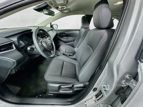 Used 2024 Toyota Corolla LE FWD image 13