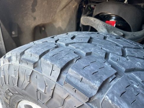 Used 2019 Ford F150 XLT w/ Equipment Group 302A Luxury image 11