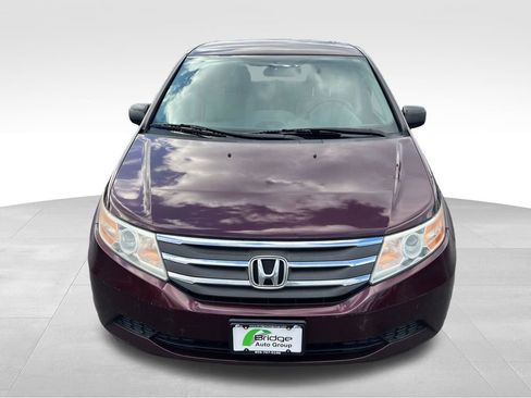Used 2013 Honda Odyssey LX image 2