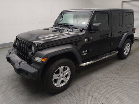Used 2018 Jeep Wrangler Unlimited Sport S AWD/4WD image 2