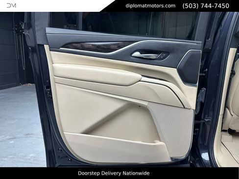 Used 2022 Cadillac Escalade ESV Premium Luxury w/ LPO, Floor Liner Package image 41