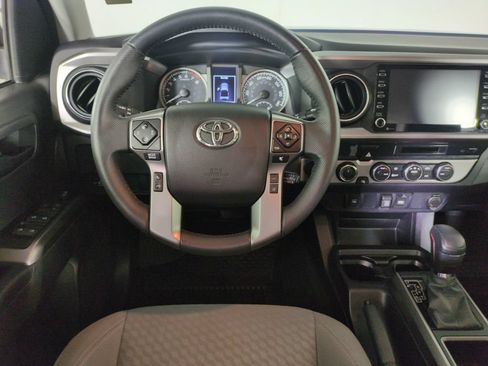 Used 2023 Toyota Tacoma SR5 AWD/4WD image 15