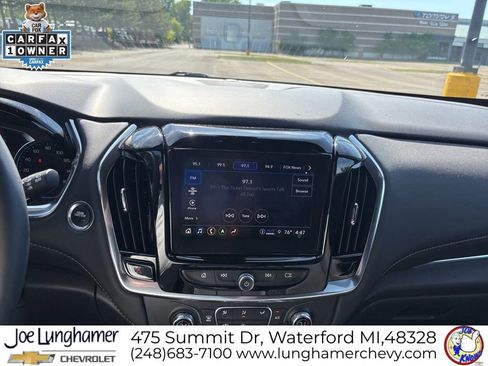 Used 2023 Chevrolet Traverse LT w/ LT Premium Package AWD/4WD image 15