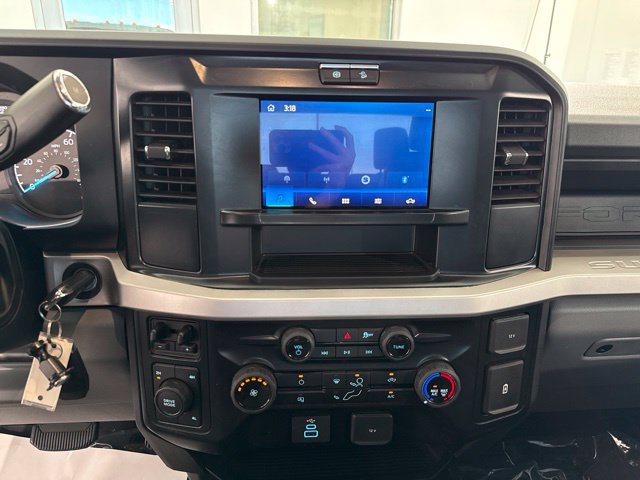 Used 2025 Ford F350 XL w/ XL Driver Assist Package AWD/4WD image 19