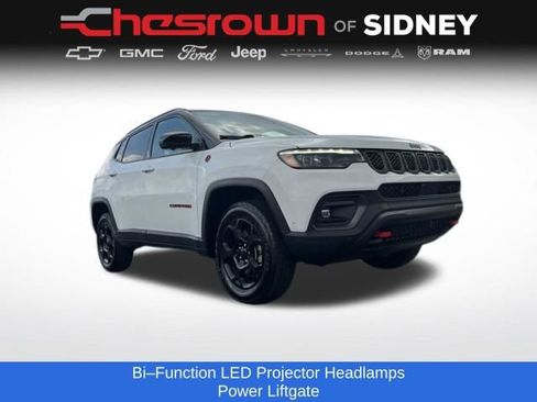 Used 2023 Jeep Compass Trailhawk w/ Trailhawk Elite Group image 11