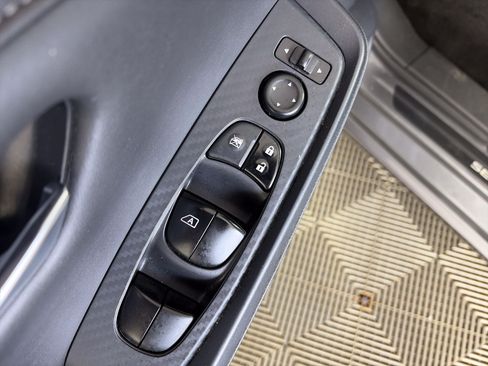 Used 2023 Nissan Sentra SV w/ All-Weather Package FWD image 27