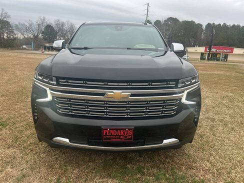 Used 2021 Chevrolet Tahoe Premier w/ Premium Package image 3