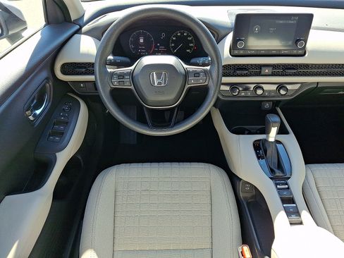 Used 2024 Honda HR-V LX image 11