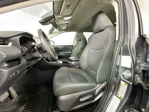 Used 2025 Toyota RAV4 LE image 16