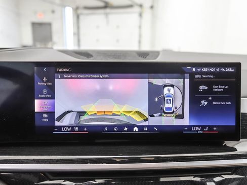 Certified 2024 BMW X6 xDrive40i w/ Premium Package image 20