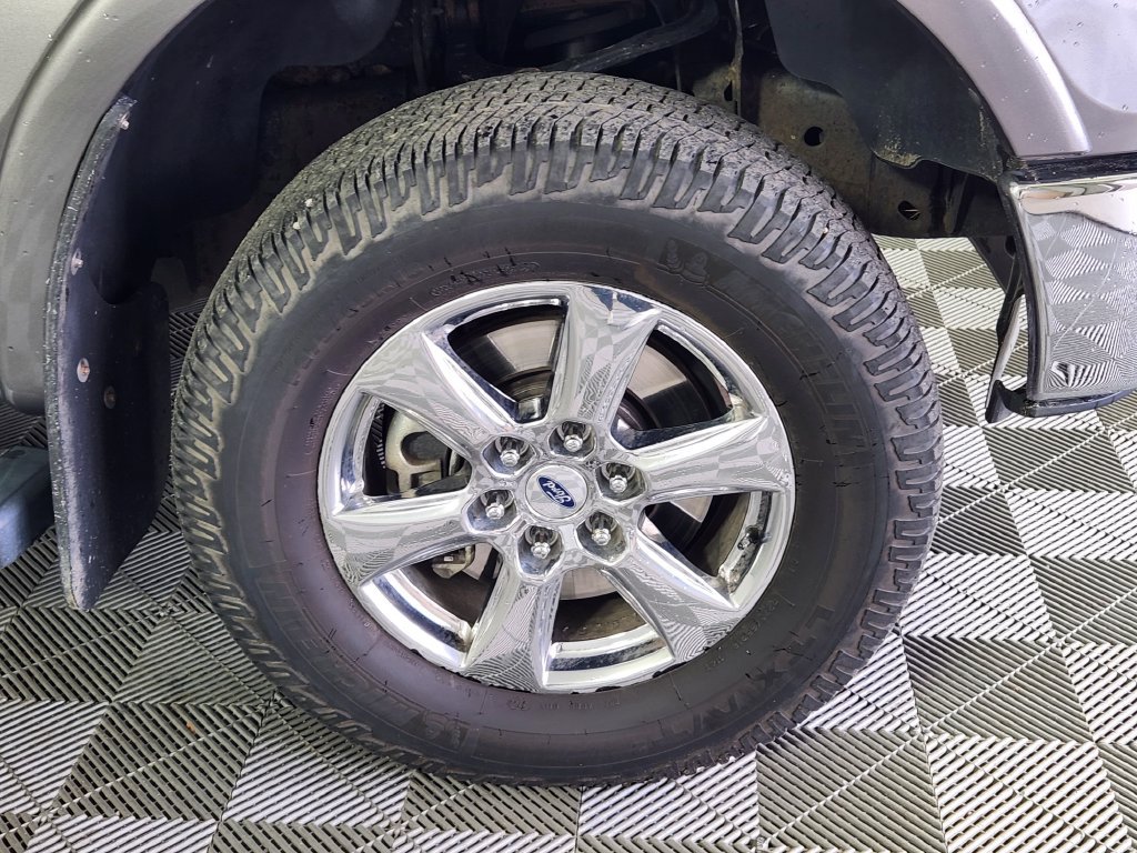 Used 2012 Ford F150 Lariat w/ Lariat Chrome Pkg AWD/4WD image 9