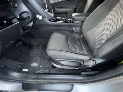 Certified 2025 Kia Sportage LX image 15