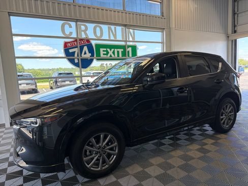 Used 2025 MAZDA CX-5 AWD 2.5 S w/ Preferred Package image 3