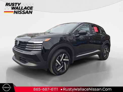 Certified 2025 Nissan Kicks SV image 1