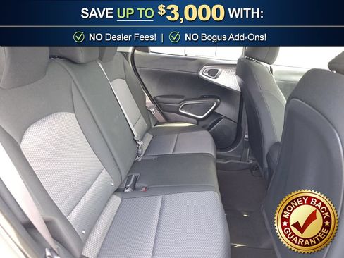 Used 2025 Kia Soul LX w/ LX Technology Package FWD image 22