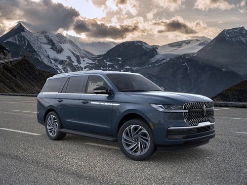 New 2026 Lincoln Navigator Premiere AWD/4WD image 7