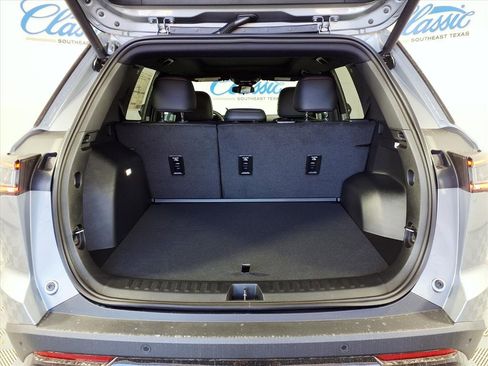 New 2026 Chevrolet Equinox RS w/ Convenience Package III image 9