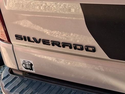 Used 2022 Chevrolet Silverado 1500 Custom w/ Rally Edition AWD/4WD image 8