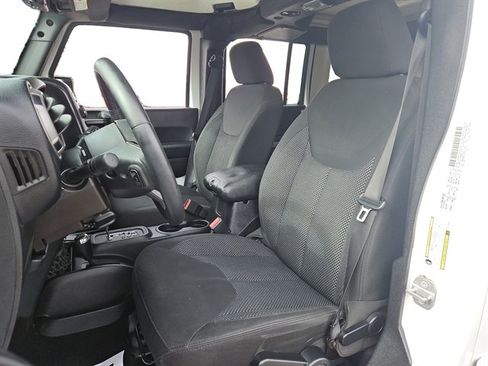 Used 2016 Jeep Wrangler Unlimited Sport image 34