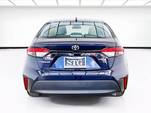 Used 2023 Toyota Corolla LE FWD image 5