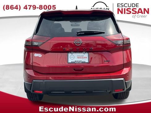 Certified 2026 Nissan Rogue SV AWD/4WD image 5