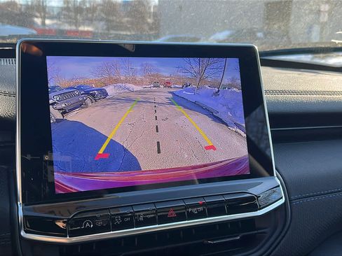 New 2026 Jeep Compass Limited image 16