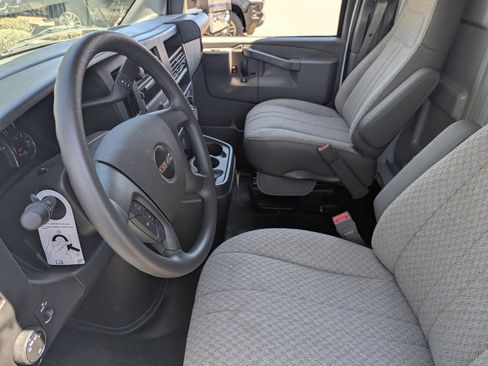 New 2025 GMC Savana 3500 w/ Power Convenience Package RWD image 22