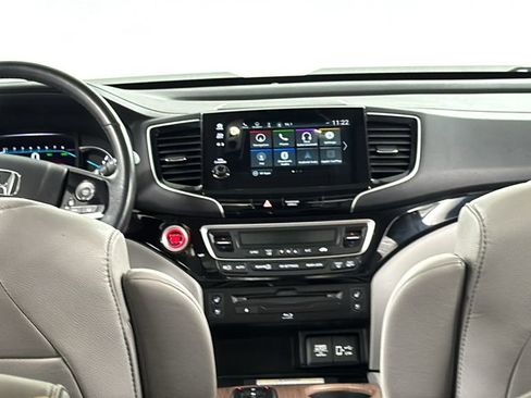 Used 2022 Honda Pilot Elite image 17