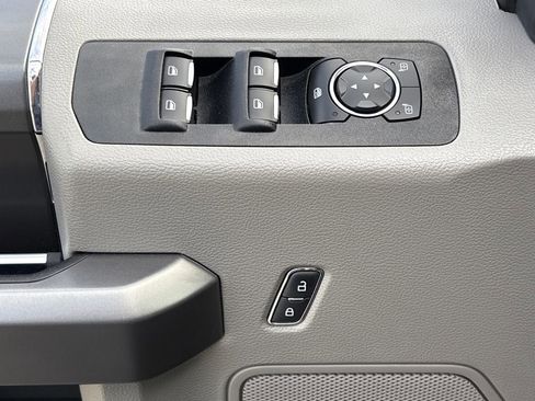 Used 2020 Ford F150 XLT w/ Equipment Group 302A Luxury image 16