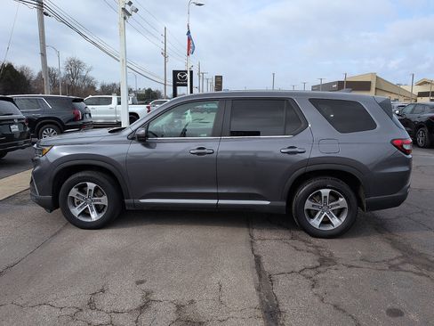 Used 2024 Honda Pilot EX-L image 4