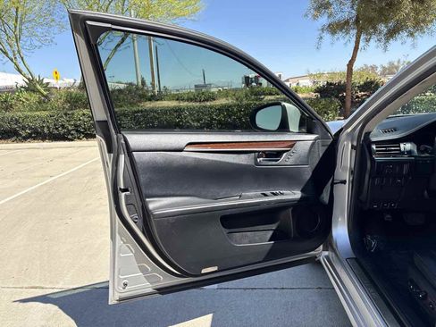 Used 2013 Lexus ES 350 w/ Premium Pkg image 19