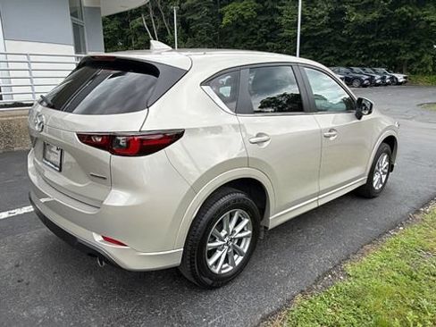 Used 2024 MAZDA CX-5 AWD 2.5 S w/ Preferred Package image 5