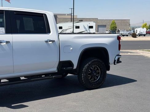 Used 2020 Chevrolet Silverado 3500 High Country w/ Z71 Off-Road Package AWD/4WD image 10