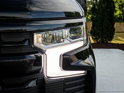 Used 2025 Chevrolet Silverado 1500 RST w/ Convenience Package II AWD/4WD image 6