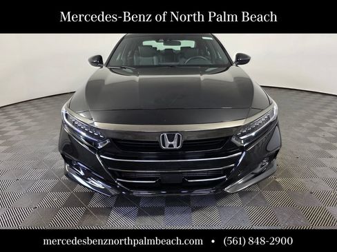 Used 2022 Honda Accord Sport image 2