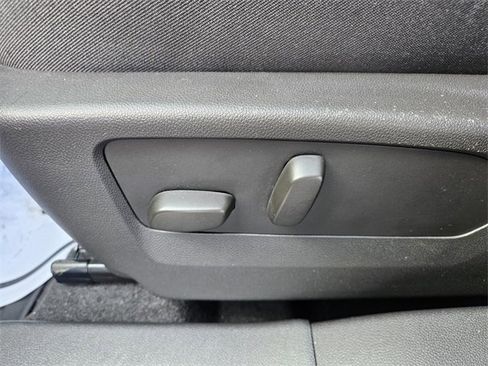 Used 2023 Buick Envision Preferred w/ Sport Touring Package image 9