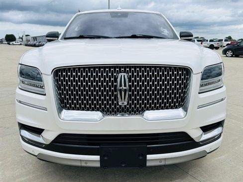 Used 2019 Lincoln Navigator Reserve AWD/4WD image 42