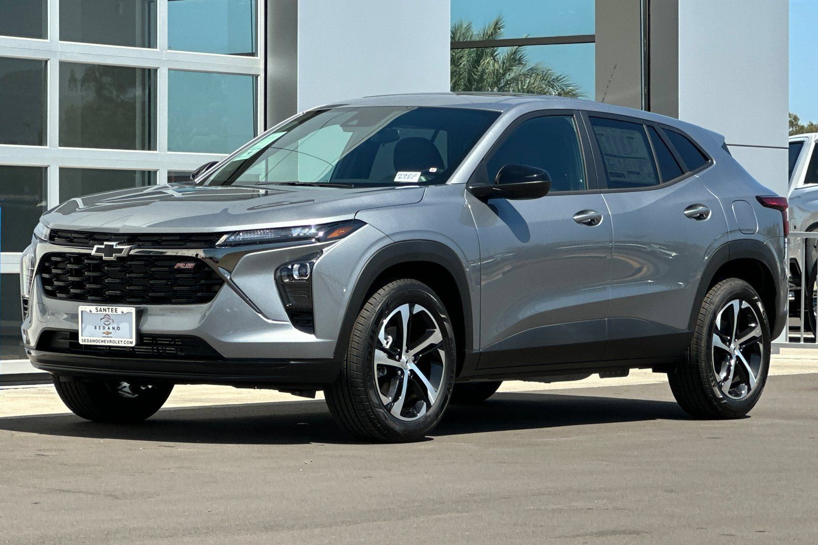 New 2026 Chevrolet Trax RS w/ Sunroof Package FWD image 8