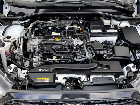 Used 2023 Toyota Corolla Cross LE image 30