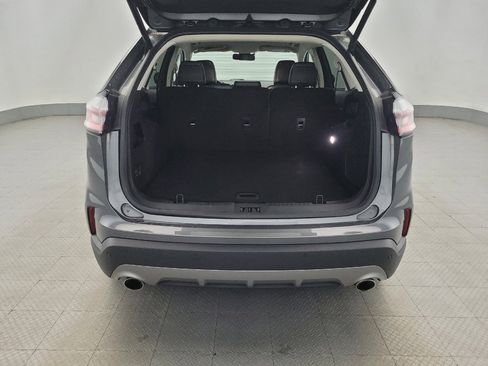 Used 2024 Ford Edge Titanium image 29